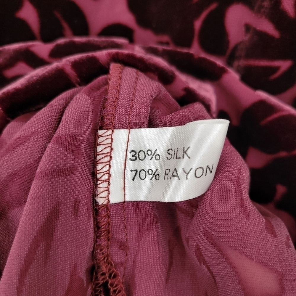 Burgundy Velvet Burnout Blouse Floral Design Asian Inspired Mandarin Collar - Picture 10 of 10